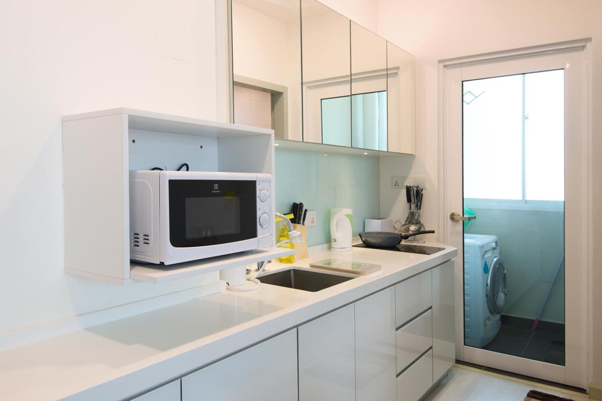Straits Garden Suites By The Homestay Helper George Town Eksteriør bilde